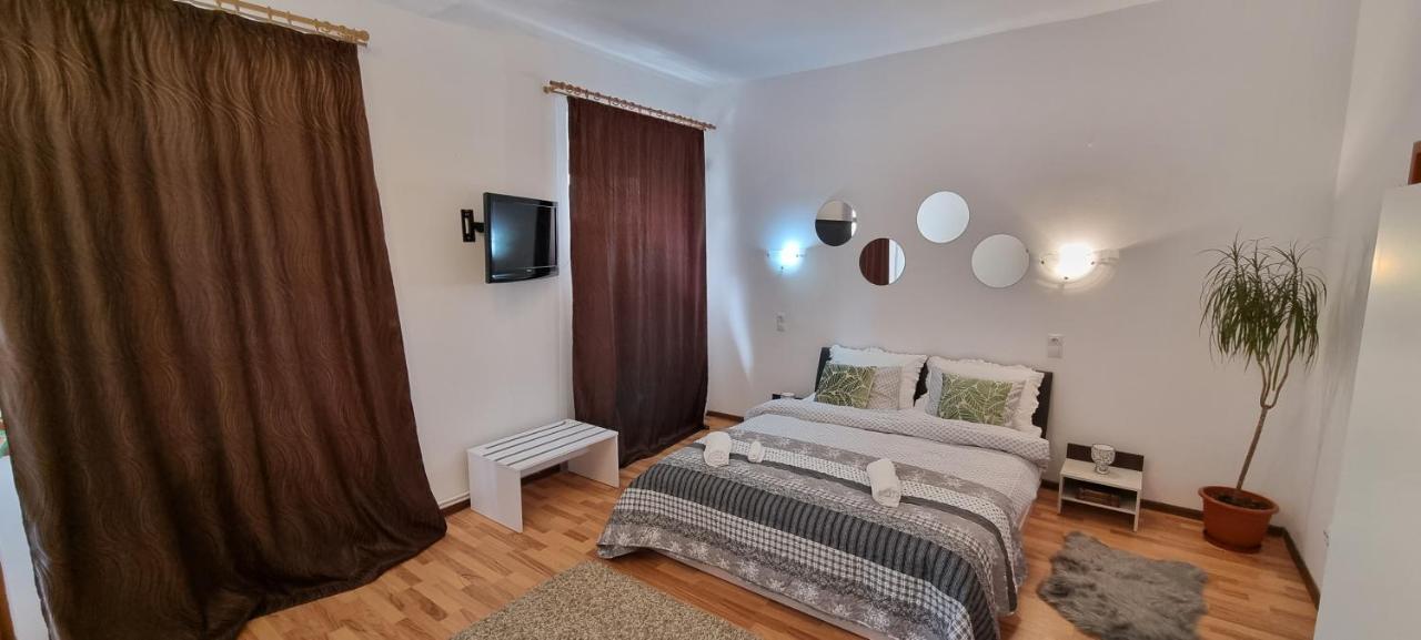 Citadel Rooms Cluj-Napoca Exteriör bild